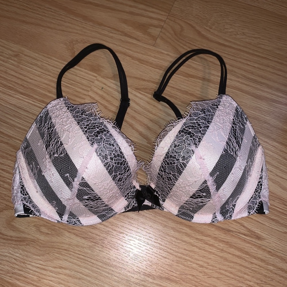 Victoria’s Secret bra